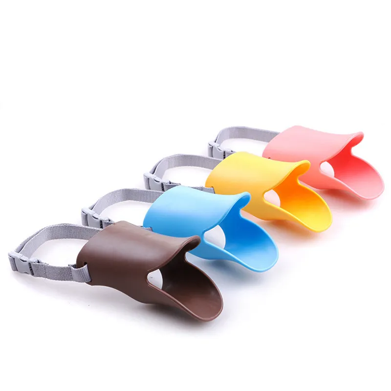 Silicone slow feeder bowl designed for controlled pet feeding Silicone slow feeder bowl designed for controlled pet feeding